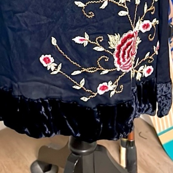 VTG Papillon,Exquisite Drape-Front, Beautifully Embroidered,Velvet Fur Lined,S - Picture 11 of 16